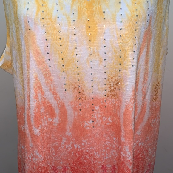 Ladies Sleeveless Top NWOT - Picture 2 of 5